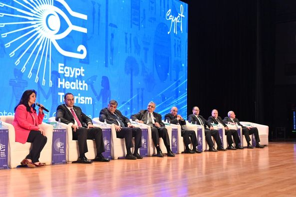 رئيس هيئة الدواء المصرية يشارك فعاليات المؤتمر الدولي للسياحة الصحية 2