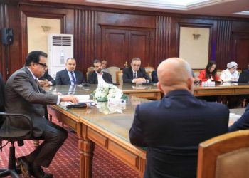 وزير الصحة يستقبل ممثلي الشركة الصينية للهندسة المعمارية في مصر بشأن إنشاء المدينة الطبية للمستشفيات 2