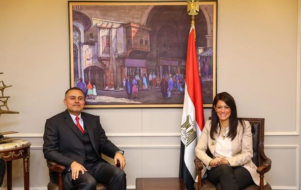 تفاصيل لقاء وزيرة التعاون الدولي مع السفير القطري بالقاهرة