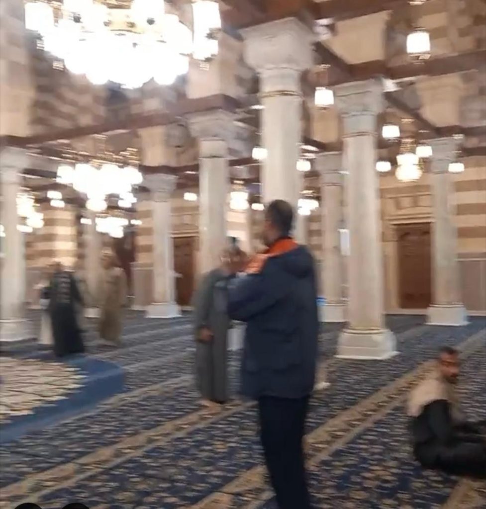 تحفة معمارية جميلة.. شاهد بالصور افتتاح مسجد السيدة زينب بعد ترميمه بشكل جذاب 10