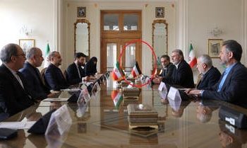 بالخطأ ..إيران تضع علم السودان بدلا من علم فلسطين أثناء زيارة حركة الجهاد 1