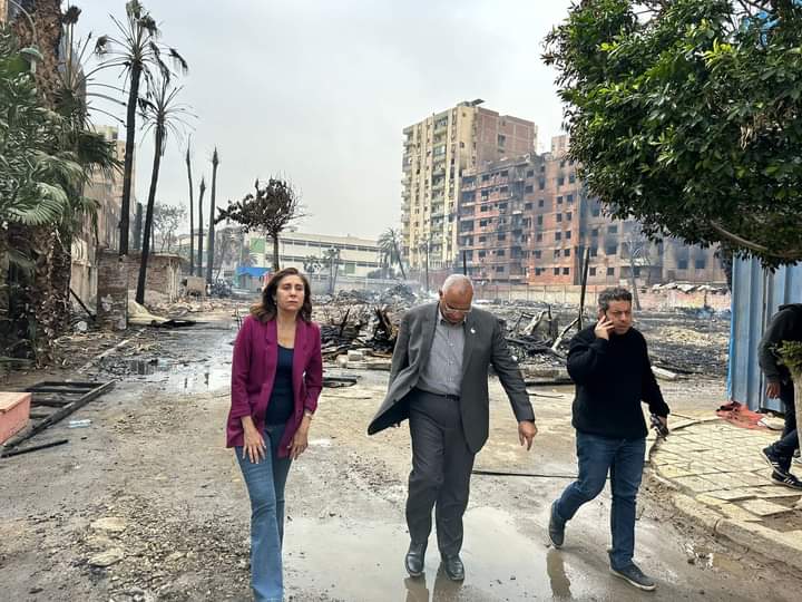 وزيرة الثقافة تتوجه لموقع حريق " الحارة الشعبية " بستديو الأهرام 2