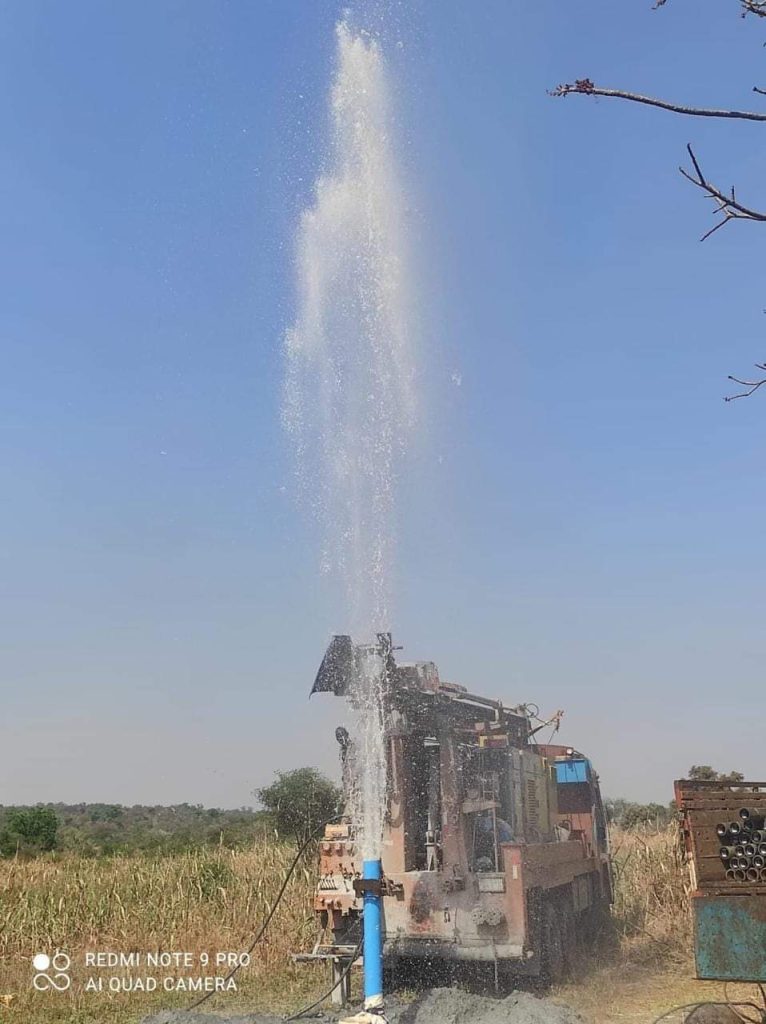 الري: البدء في تنفيذ 5 محطات مياه شرب جوفية بجنوب السودان 5