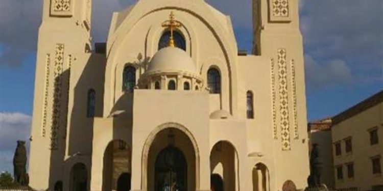 عاجل.. «الكنيسة المصرية» تُصدر بيانًا بشأن ذبح 3 رهبان أقباط في جنوب إفريقيا 1