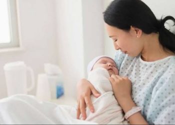 بمناسبة عيد الأم.. نصائح لوقاية السيدات من الاضطرابات النفسية بعد الولادة 1