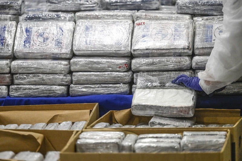 الاتجار الدولي بالمخدرات
