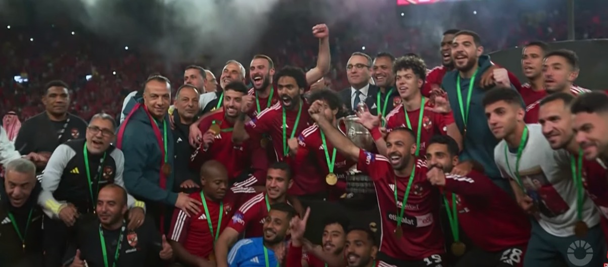 "ألبوم صور" شاهد احتفالات الأهلي من التتويج بـ لقب كأس مصر لـ المرة 39 في تاريخه 1