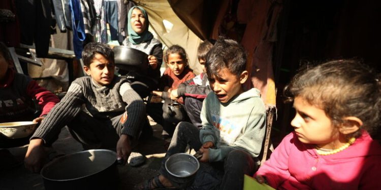 «العفو الدولية» : العالم مُصر على تجاهل الجوع المُدبر في غزة  1