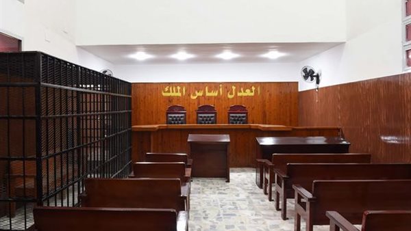 محكمة جنح المطرية تستكمل اليوم محاكمة المدير المتهم بالتعدي على "طبيب المطرية" 1