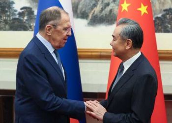 وزير الخارجية الروسي يصل إلى الصين لإجراء محادثات حول الأزمة الأوكرانية 4