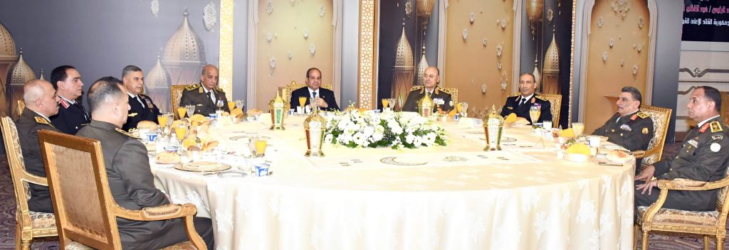 الرئيس السيسي يحضر حفل سحور القوات المسلحة والاحتفال بتوليه فترة رئاسية جديدة 3