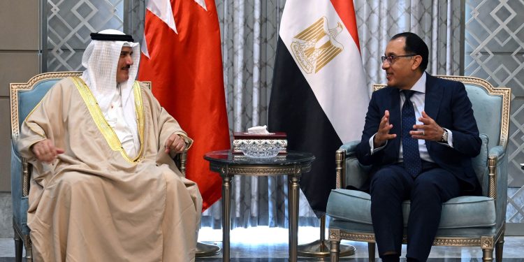 بالصور.. رئيس الوزراء يستقبل رئيس مجلس النواب البحريني.. القمة العربية الـ33 على رأس الأولويات 1
