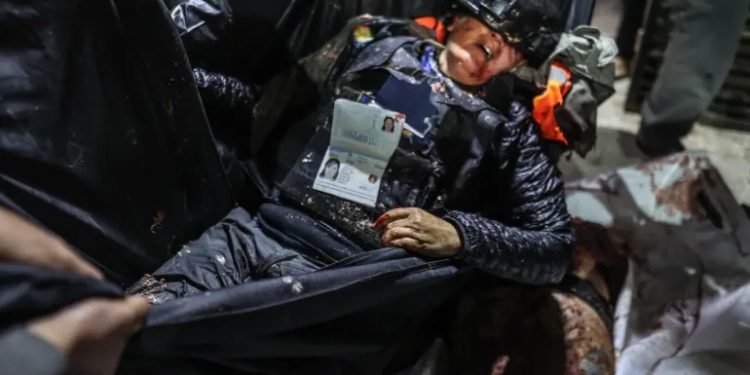 وزارة العدل البولندية تفتح تحقيقا في مقتل عامل الإغاثة البولندي في قطاع غزة 1