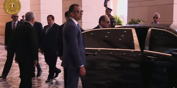 السيسي يغادر مقر البرلمان بعد أداء اليمين الدستورية.. وتنصيبه رئيسا لمصر 1