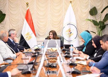 وزيرة الهجرة: حريصون على التعاون مع مختلف المؤسسات لإتاحة فرص التدريب والتأهيل للشباب المصري  7
