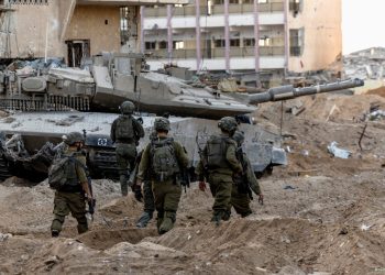 انسحاب الجيش الإسرائيلي من خان يونس جنوب قطاع غزة 1