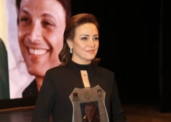 أغلى إنسان ليا في الوجود.. أول تعليق من ريهام عبد الغفور بعد تكريم والدها في المسرح القومي 2