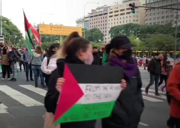 مظاهرات في العاصمة الأرجنتينية دعما لفلسطين 1