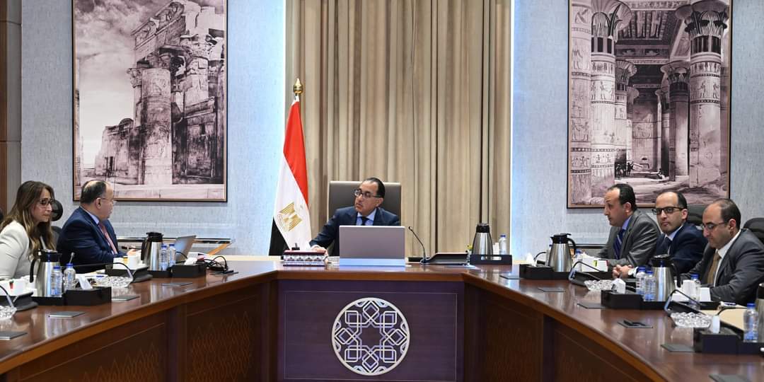 مدبولي يستعرض مع وزير المالية مقترح وثيقة السياسة الضريبية لمصر 2024-2030 2