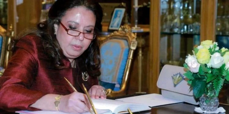 الخارجية: سفيرة مصر تقدم أوراق اعتمادها لملك كمبوديا 1