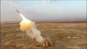 إيران تطلق صواريخ باليستية مجنحة تجاه إسرائيل
