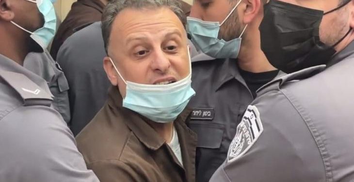 الاحتلال يواصل عزل المعتقل " يعقوب قادري " للشهر 32 على التوالي 1