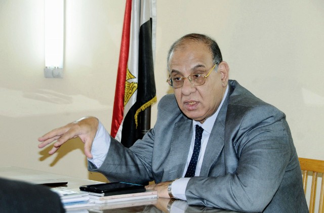 رئيس الاتحاد العام للجمعيات الأهلية: الشعب المصري يساهم بأكثر مما يملك برغم الظروف الاقتصادية الصعبة لمساعدة أهالينا في غزة 2