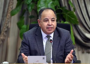 وزير المالية يوعد المواطنين بالإنتهاء من خطة تخفيف الأحمال 1