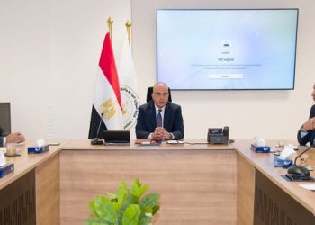 وزير الري تابع موقف تحصيل مستحقات الوزارة لدى الجهات المختلفة 5