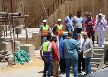 وزير الإسكان يتابع مشروعات تجديد أحياء القاهرة الإسلامية والفاطمية
