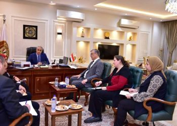 وزير العمل يلتقى سفير هولندا فى القاهرة لبحث آليات التعاون المشترك في مجالات التدريب المهني 1