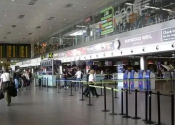 مطار دبلن: إصابة 12 مسافرا برحلة للخطوط القطرية بسبب اضطرابات جوية 2