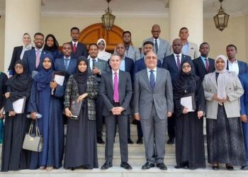 معهد الدراسات الدبلوماسية ينظم دورة تدريبية للدبلوماسيين من وزارة الخارجية والتعاون الدولي الصومالية 5