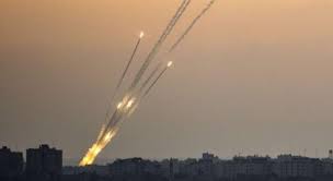 "القاهرة الإخبارية" تكشف مفاجأة عن مصدر الصواريخ التى استهدفت تل أبيب