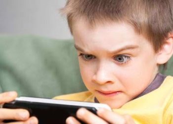 إزاي تحافظي على طفلك من مخاطر ألعاب الفيديو المتواجدة على الإنترنت؟ 1