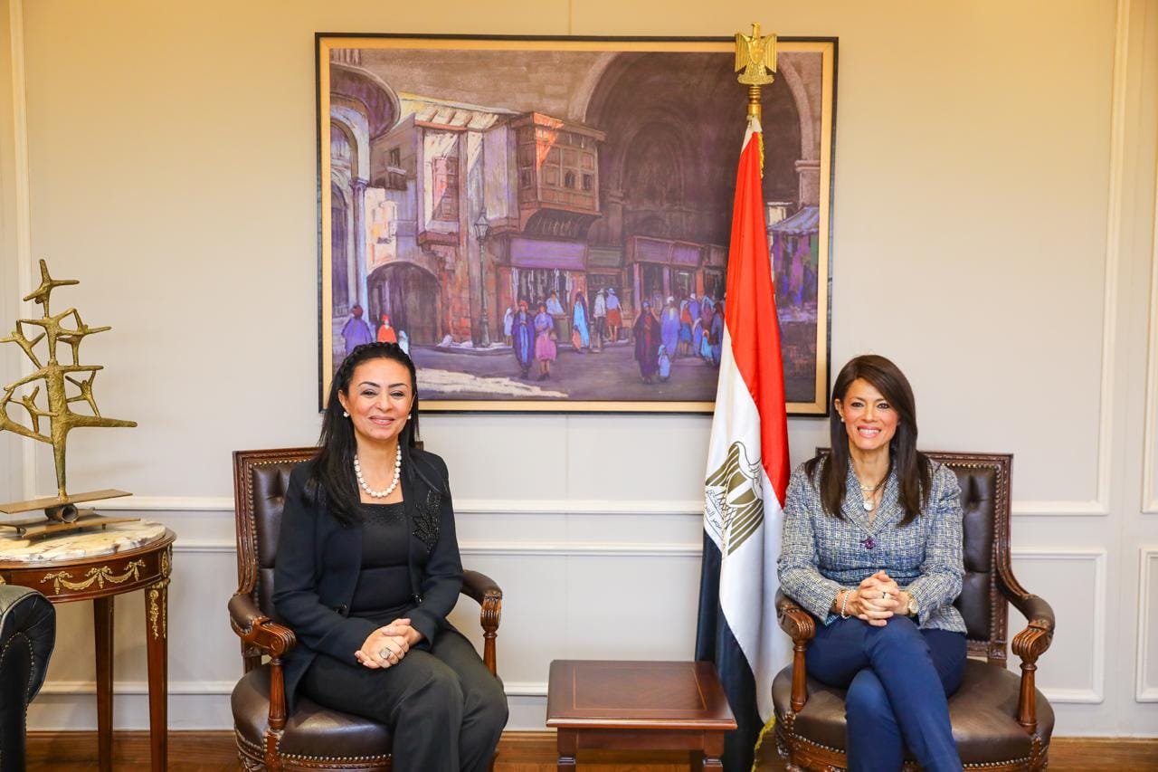 رانيا المشاط و مايا مرسي