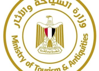 وزارة السياحة والآثار: ضبط 104 كيان غير شرعي يمارس نشاط بيع برامج العمرة والحج 5