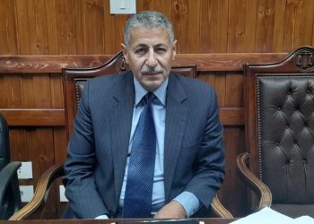 المستشار محمد حسن منيع رئيس المحكمة الدائرة الأولى